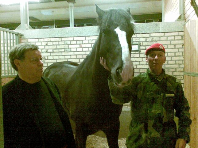 Robin with Odin, the Swedish Cavalry Kettledrum Horse.